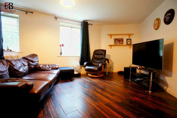 2 Bedroom Flat To Rent In Sanderson Villas, Gateshead, NE8