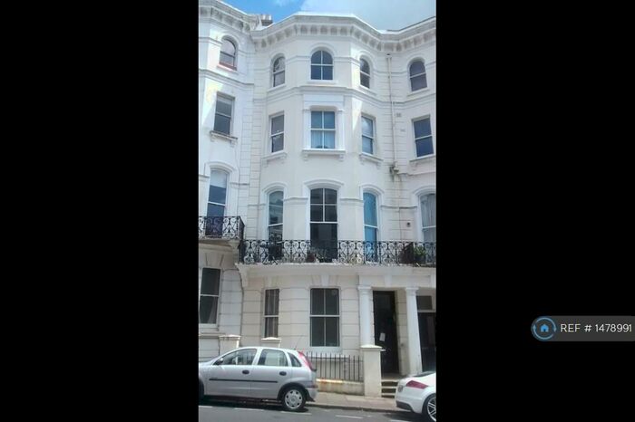 2 Bedroom Flat To Rent In Chesham Place, Brighton, BN2