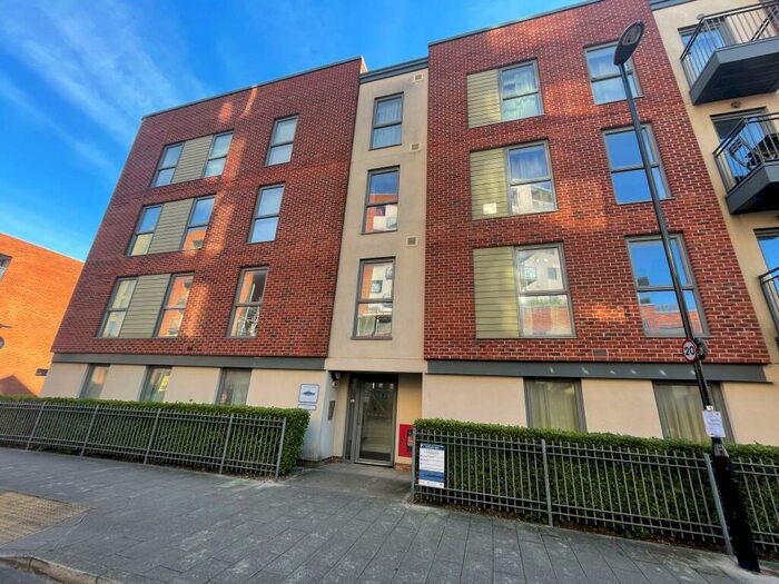 1 Bedroom Apartment To Rent In John Thornycroft Road, Woolston, SO19