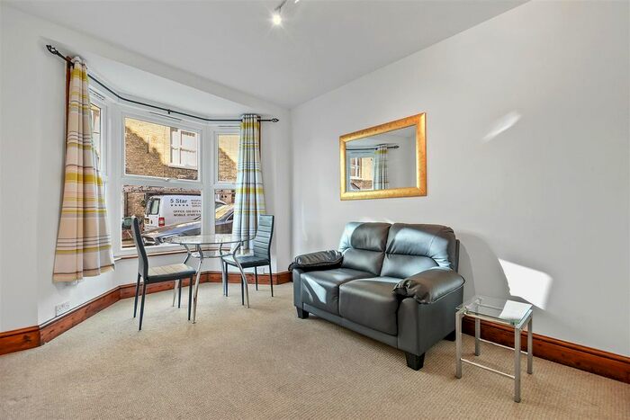 1 Bedroom Flat To Rent In Princes Road, London, W13