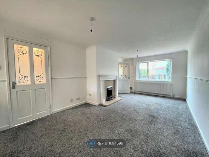 3 Bedroom Terraced House To Rent In Arundel Walk, Bircotes, Doncaster, DN11