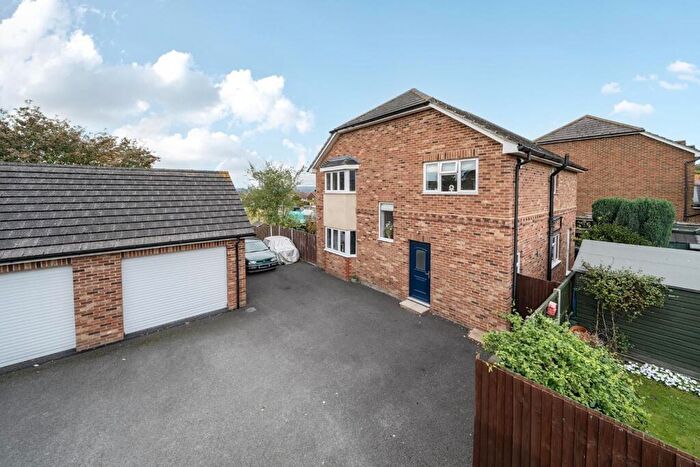 4 Bedroom Detached House For Sale In Rochester Road, Burham, Rochester, ME1