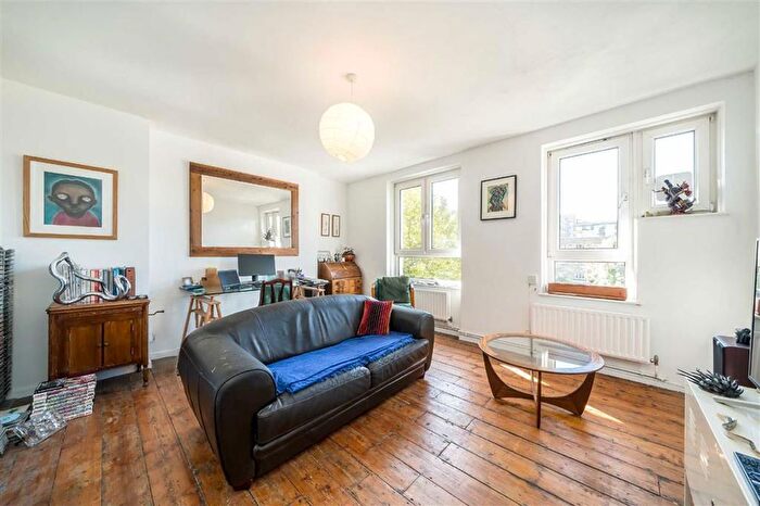 2 Bedroom Flat For Sale In Brixton Hill, Brixton Hill, SW2