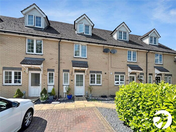 3 Bedroom Terraced House To Rent In Eleanor Court, Gillingham, Kent, ME8