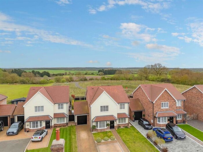 4 Bedroom Detached House For Sale In Little Ridings Lane, Norton Heath, CM4