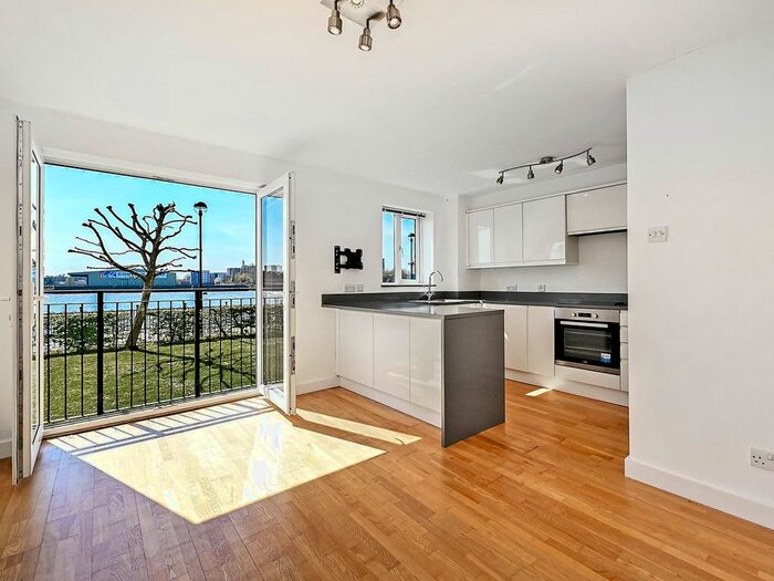 1 Bedroom Flat To Rent In Ferguson Close, London, E14