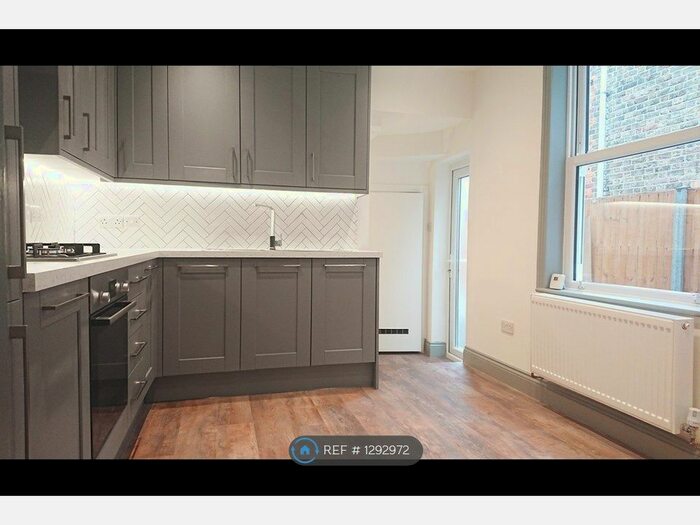 1 Bedroom Flat To Rent In Carr Road, London E17