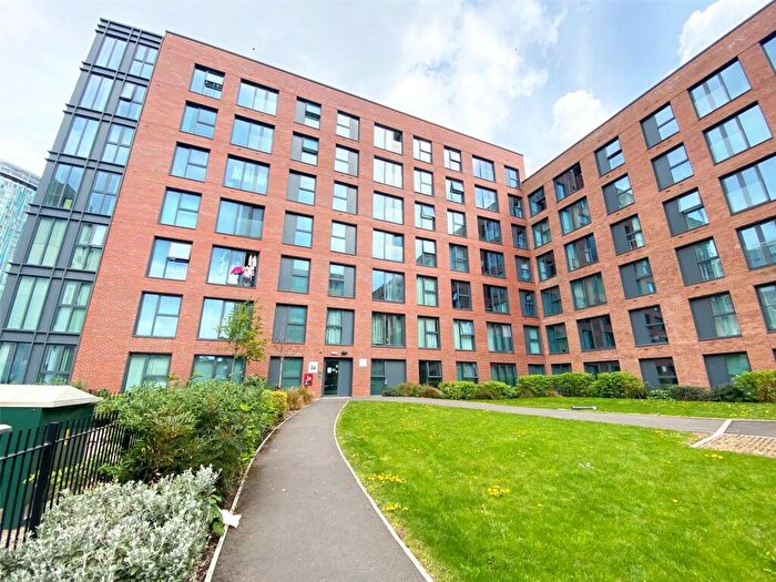 2 Bedroom Apartment To Rent In The Axium, Windmill Street, B1