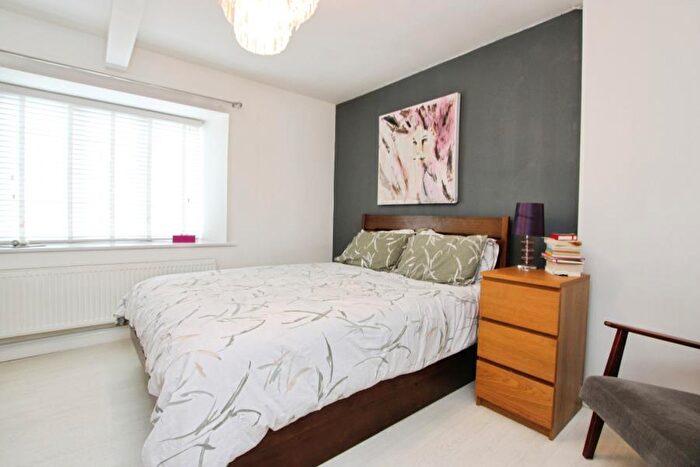 2 Bedroom End Of Terrace House To Rent In Conygre Road - Filton, BS34