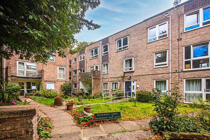 2 Bedroom Flat For Sale In Flat, Brinkburn Court, Dore, S17