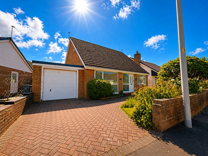 3 Bedroom Bungalow For Sale In Halford Place, Cleveleys, FY5