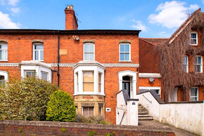 Flat For Sale In South Street, Reading, Berkshire, RG1
