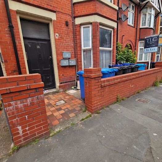 1 Bedroom Flat To Rent In Wellington Road, Rhyl, LL18