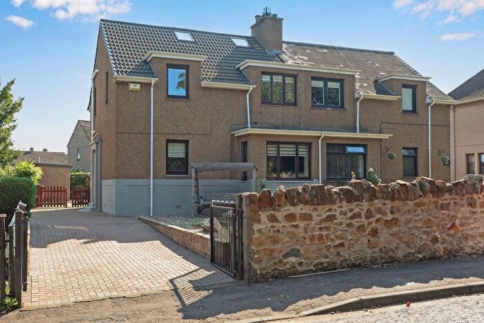 3 Bedroom Semi-Detached House For Sale In Prestongrange Road, Prestonpans, EH32