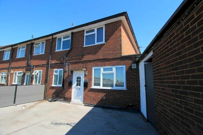 1 Bedroom Flat To Rent In Field End Road, South Ruislip, HA4