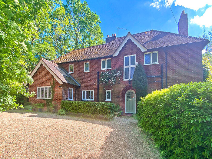5 Bedroom Detached House To Rent In Golf Drive, Camberley, Surrey, GU15