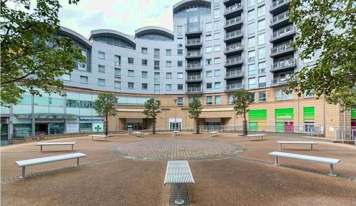 2 Bedroom Apartment To Rent In Alencon Link, Basingstoke, Hampshire, RG21