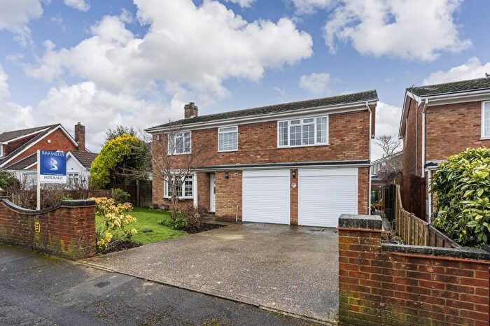 4 Bedroom Detached House For Sale In Locks Heath Park Road, Locks Heath, Hampshire, SO31