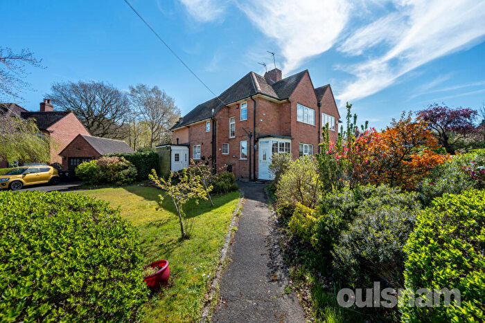 3 Bedroom Semi Detached House For Sale In Shenley Fields Road, Bournville Village Trust, Selly Oak, Birmingham, B29