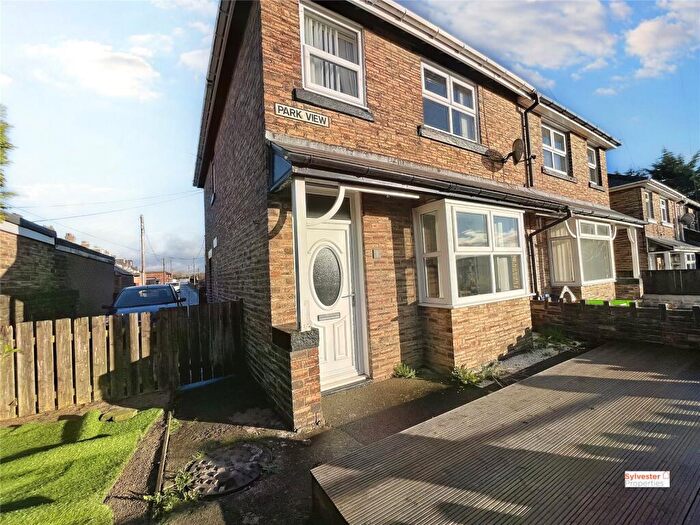 3 Bedroom Semi-Detached House For Sale In Park View, Consett, DH8