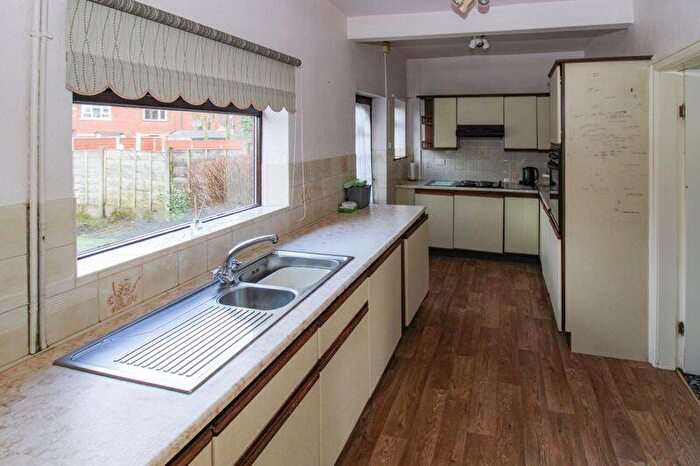 3 Bedroom Semi-Detached House For Sale In Verdun Crescent, Rochdale, OL11
