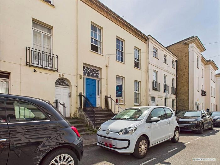 Studio To Rent In Wellington Street, Cheltenham, GL50