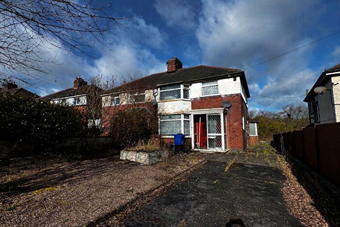 3 Bedroom Semi-detached House For Sale In Biddulph Road, Stoke-On-Trent, Staffordshire, ST6