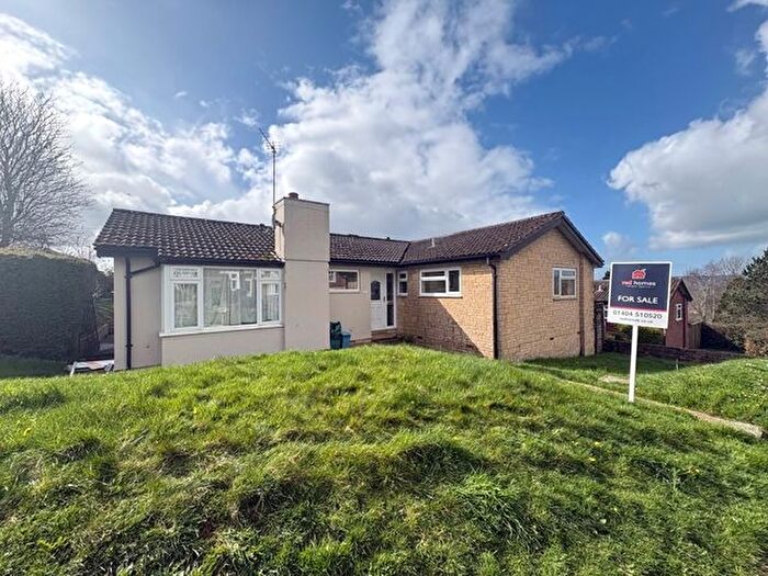 3 Bedroom Detached Bungalow For Sale In Avenue Mezidon-Canon, Honiton, EX14