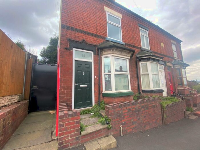 3 Bedroom House To Rent In Buffery Road, Dudley, DY2
