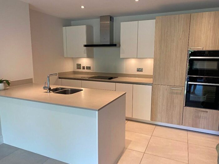 2 Bedroom Retirement Property For Sale In Mortimer Drive, SO51