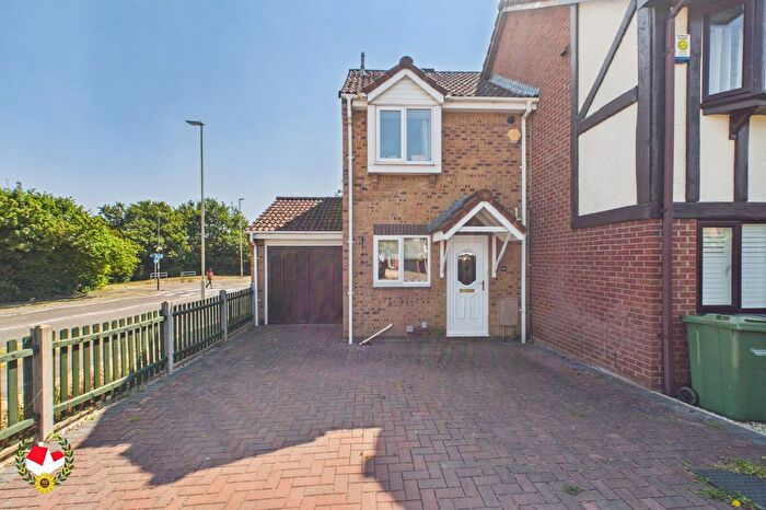 2 Bedroom End Terrace House For Sale In Otter Road, Abbeymead, Gloucester, GL4