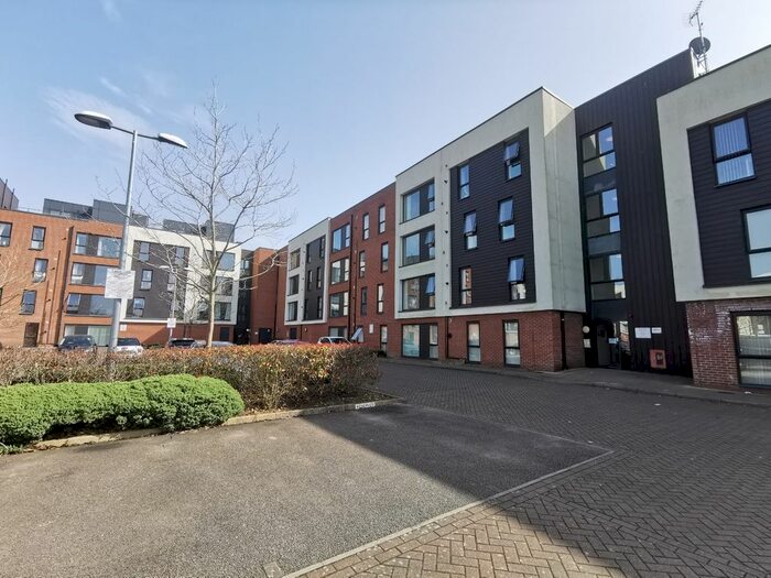 2 Bedroom Flat To Rent In Monticello Way, Woodlands, CV4