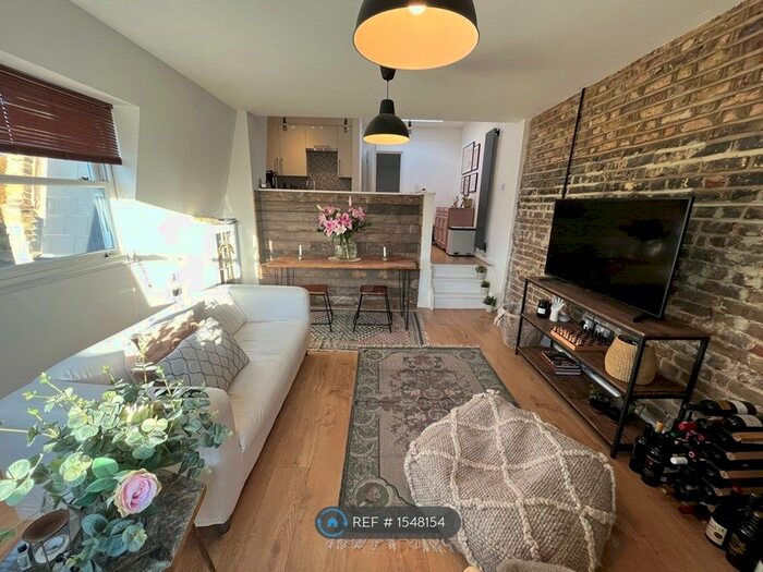 1 Bedroom Flat To Rent In Fulham Palace Road, London, SW6