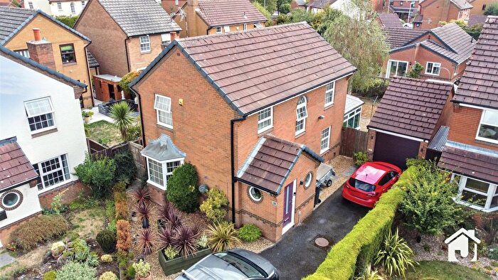 4 Bedroom Detached House For Sale In Cherrybrook Close, Anstey Heights, Leicester, LE4