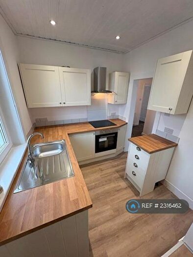 2 Bedroom Flat To Rent In Kelvin Street, Largs, KA30