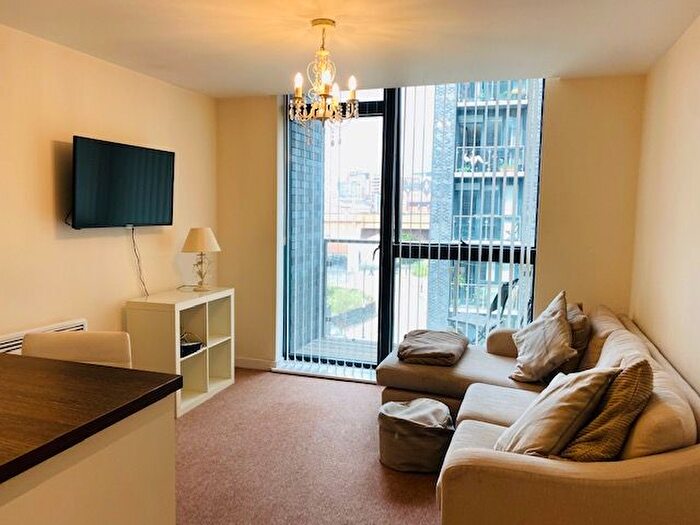 2 Bedroom Property To Rent In Whitworth, Manchester, M3