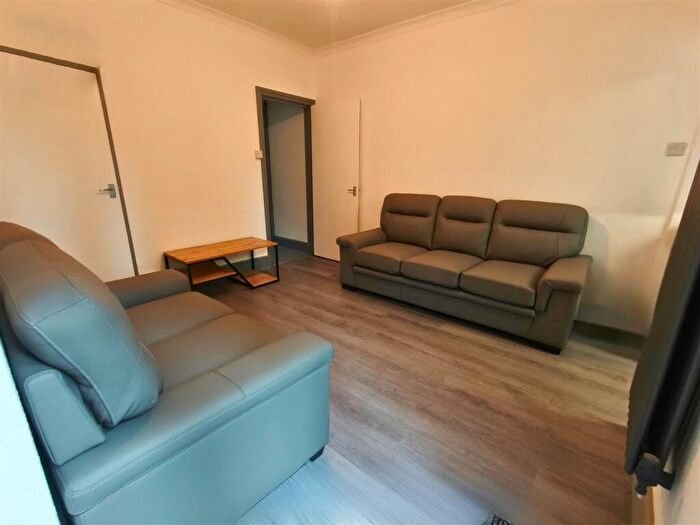 5 Bedroom House To Rent In Lottie Road, Selly Oak, Birmingham, B29