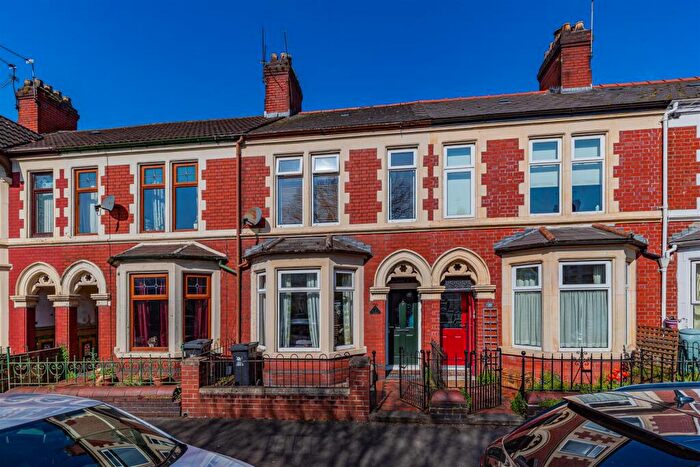 3 Bedroom Terraced House For Sale In Courtenay Road, Splott, Cardiff, CF24