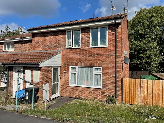 2 Bedroom Flat To Rent In Atlas Close, Speedwell, Bristol, BS5