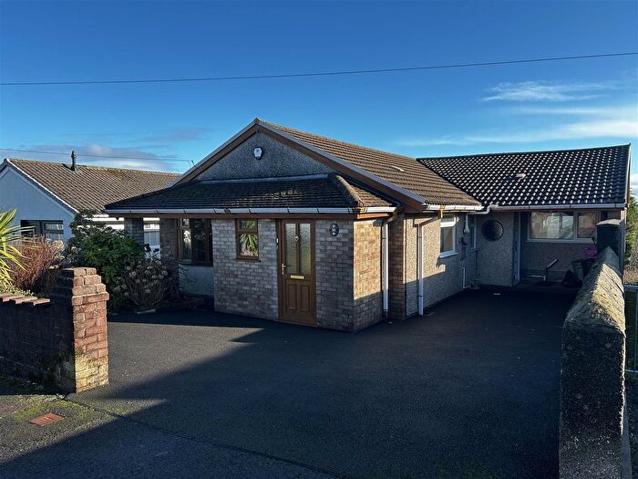 2 Bedroom Detached Bungalow To Rent In Pen Yr Yrfa, Morriston, Swansea, SA6