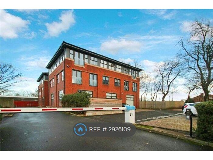 2 Bedroom Flat To Rent In Metro House, Sale, M33