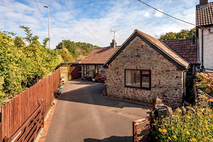 2 Bedroom Semi-Detached House For Sale In Bridgwater Road, Felton, BS40