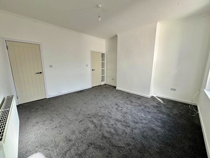 2 Bedroom Terraced House To Rent In Lubbock Street, BB12