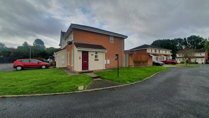 3 Bedroom Semi-Detached House To Rent In Rose Lea, Fulwood, PR2