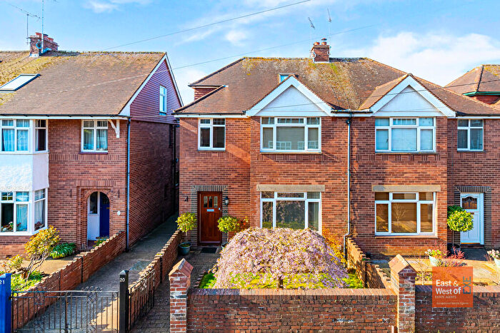 4 Bedroom Semi Detached House For Sale In Exeter, EX2