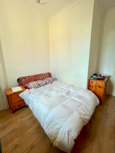 1 Bedroom Flat To Rent In Crow Road, Partick, Glasgow, G11