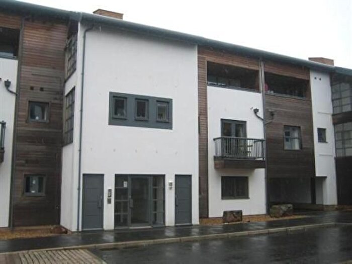 2 Bedroom Flat To Rent In Endeavour Court, Stoke, Plymouth, PL1