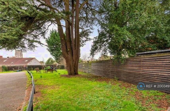 1 Bedroom Flat To Rent In Vineys Yard, Bruton, BA10