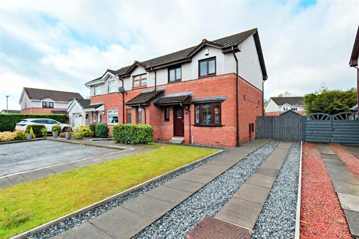 3 Bedroom Semi-Detached House To Rent In Craigdhu Avenue, Petersburn, Airdrie, ML6