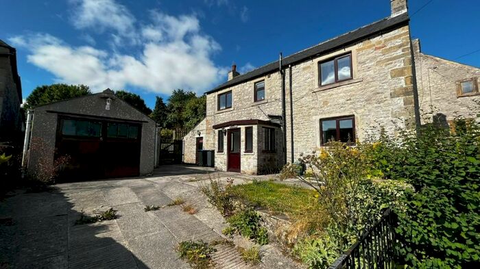 3 Bedroom Cottage To Rent In Little Hucklow, Buxton, SK17